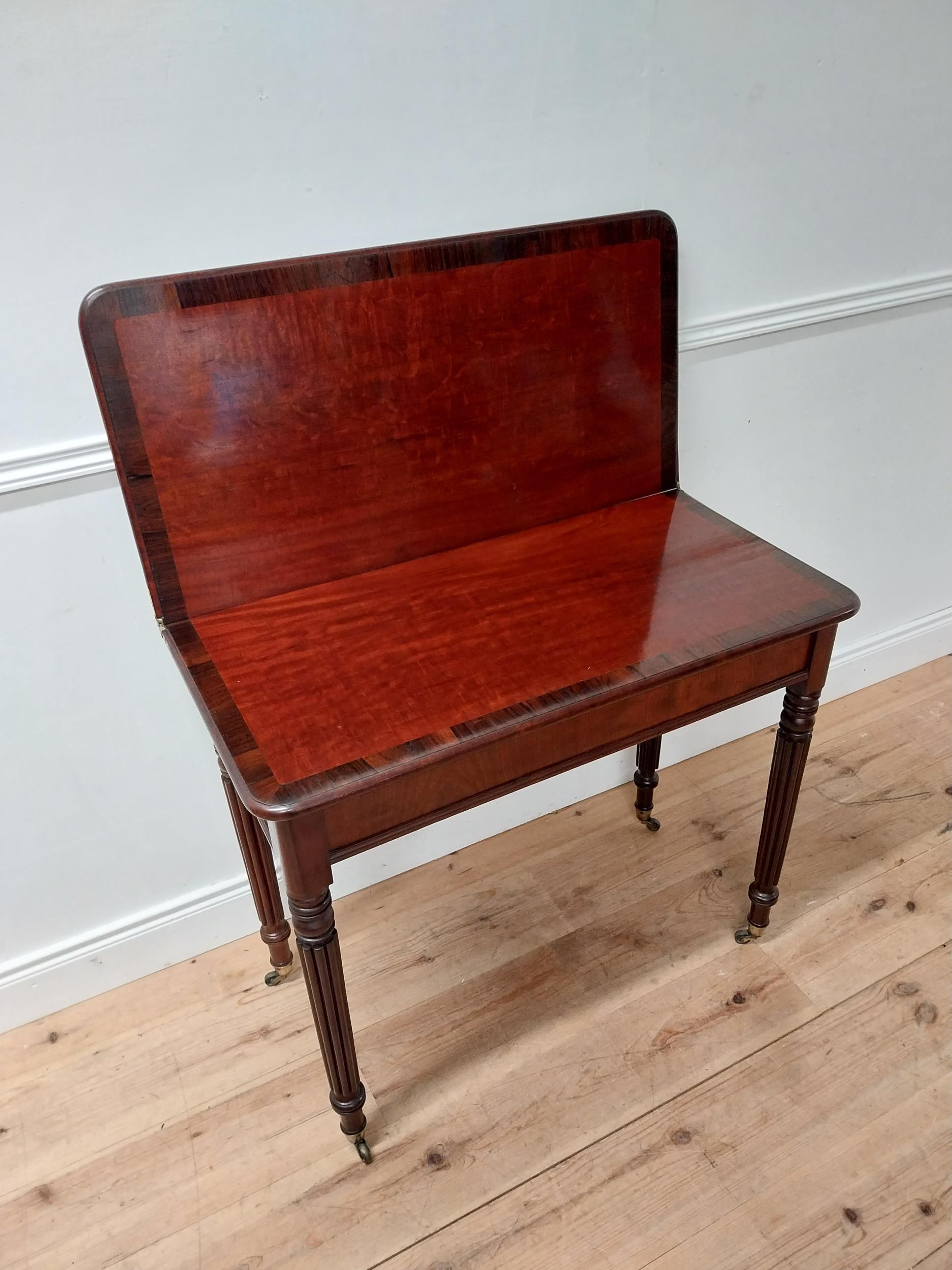 Good quality William IV mahogany and rosewood turn over leaf tea table raised on reeded legs and - Image 7 of 7