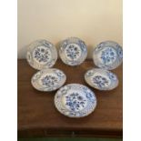 Set of six Meissen Blue Onion reticulated open work gilt porcelain plates, verso stamped with blue