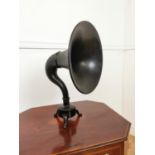 Rare early 20th C. speaker {40 cm H x 26 cm W x 23 cm D}.