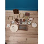 Miscellaneous collection of picture frames.