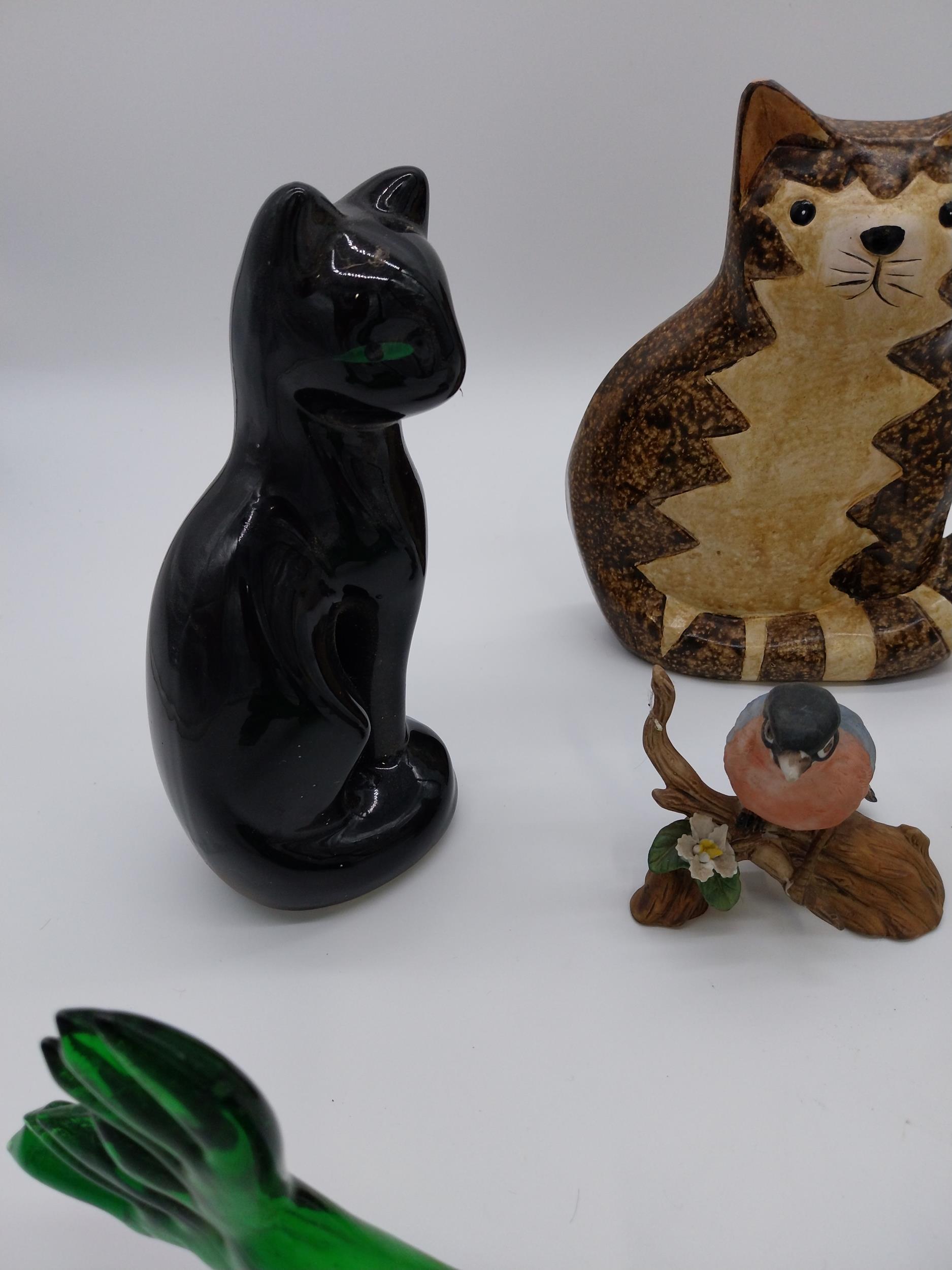 Miscellaneous collection of five ceramic and glass animals. - Image 3 of 3