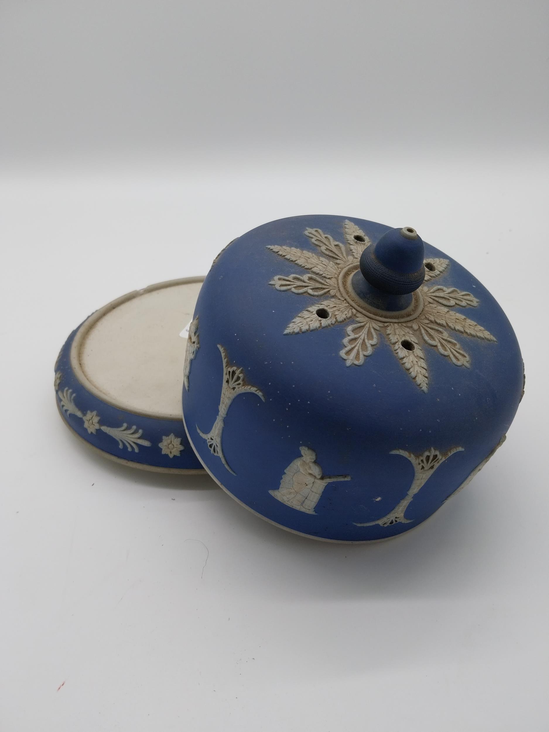 19th C. blue and white stoneware cheese dish {17 cm H x 19 cm Dia.}. - Image 3 of 3