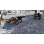 Set of good quality cast iron models of Cannon in the Georgian {58 cm H x 50 cm W x 145 cm. D}.