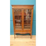Good quality Edwardian mahogany and satinwood inlaid display cabinet with two glazed doors above two
