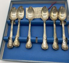 Set of six Irish Georgian silver Kings Pattern dessert spoons. Hallmarked in Dublin 1826 Maker T.