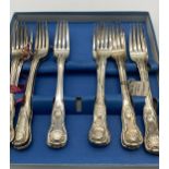 Set of twelve Irish silver Kings Pattern dinner forks. Hallmarked in Dublin 1826 Maker T. Farnett