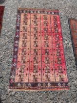 Good quality decorative Persian rug {130cm W x 80cm L}