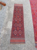 Good quality decorative carpet runner {246cm W x 60cm L}