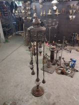 Vintage bronzed metal Moroccan standard lamp {170 cm H x 30 cm W x30 cm D}.