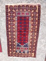 Good quality decorative Persian rug {157cm W x 80cm L}