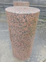 Granite circular pillar {H 80cm x Dia 39cm }.