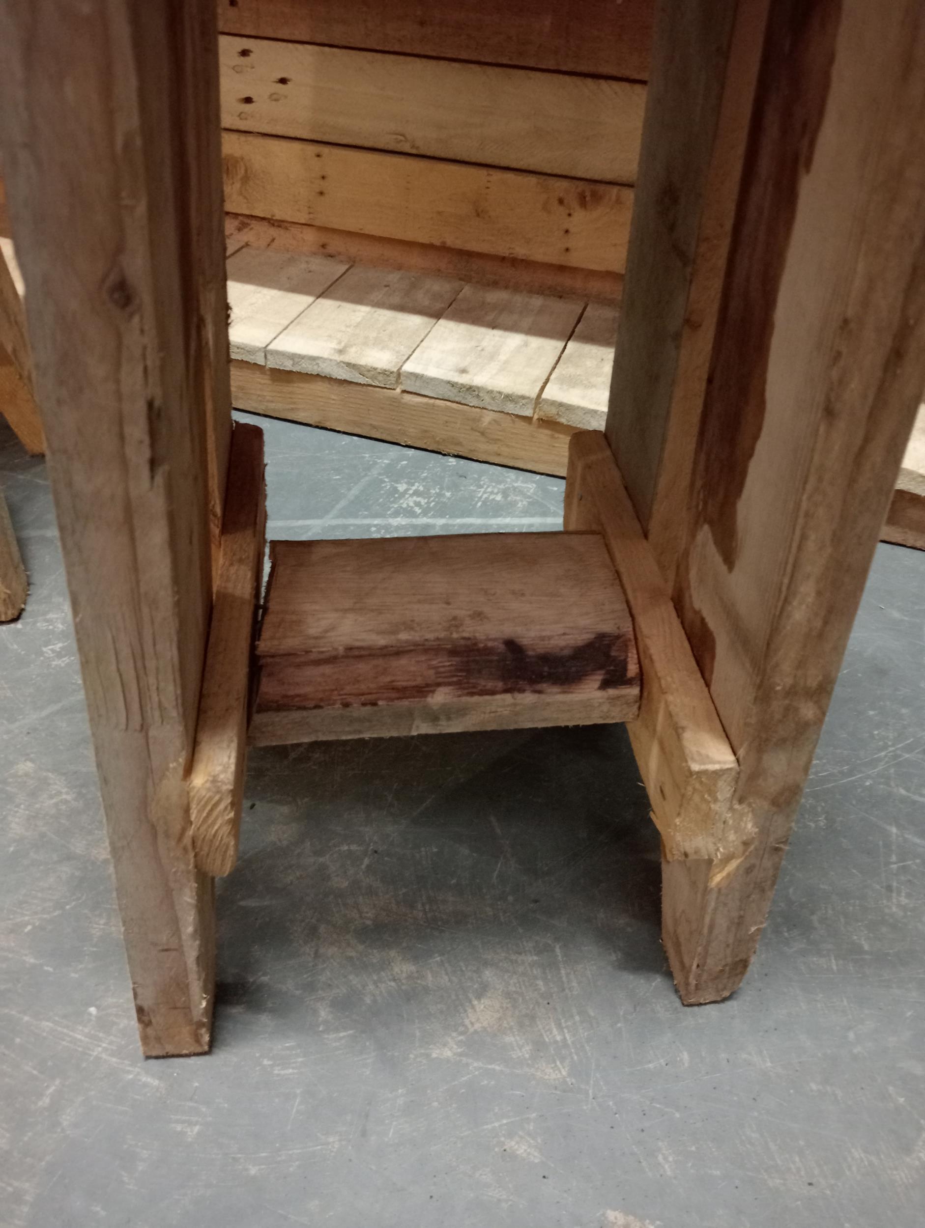 Pair of reclaimed wood high bar stools {H 71cm x W 42cm x D 29cm }. - Image 3 of 3