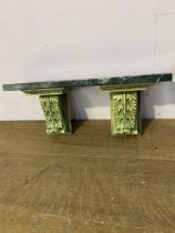 Green marble shelf decorated with acanthus leaves corbels. {H 23cm x w 50cm x d 13cm }.