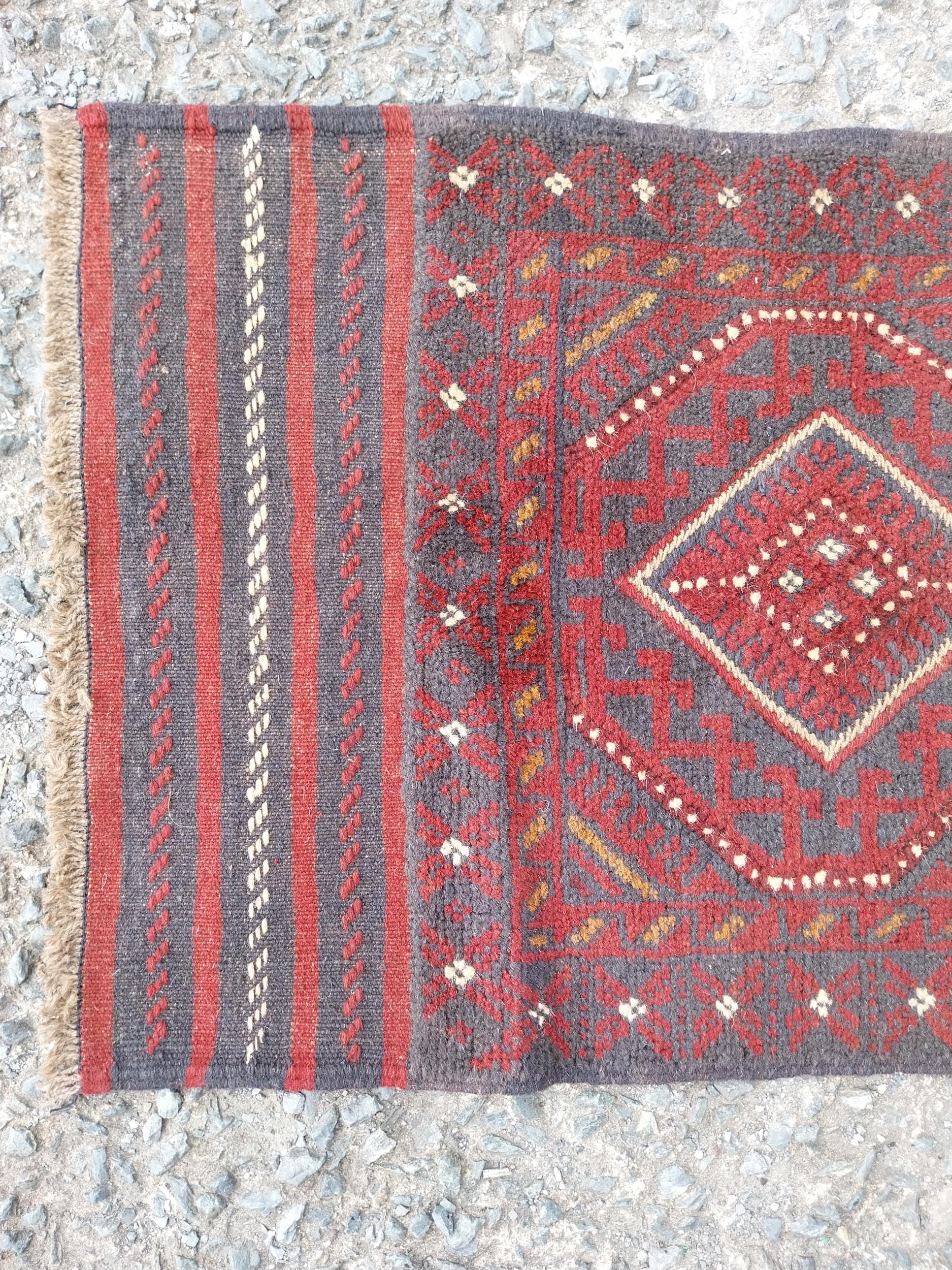 Good quality decorative carpet runner {240cm W x 60cm L} (not available to view in person). - Image 2 of 3