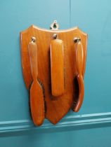 1940s mahogany wall hanging clothes brush set {46 cm H x 27 cm W}.