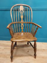 19th C. ash and elm Windsor armchair. {109 cm H x 60 cm W x 60 cm D}.