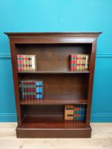 Georgian style mahogany open bookcase. {123 cm H x 95 cm W x 31 cm D}.