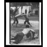 HENRI-CARTIER BRESSON. "ISTANBUL, FIGHTING COMPETITION"