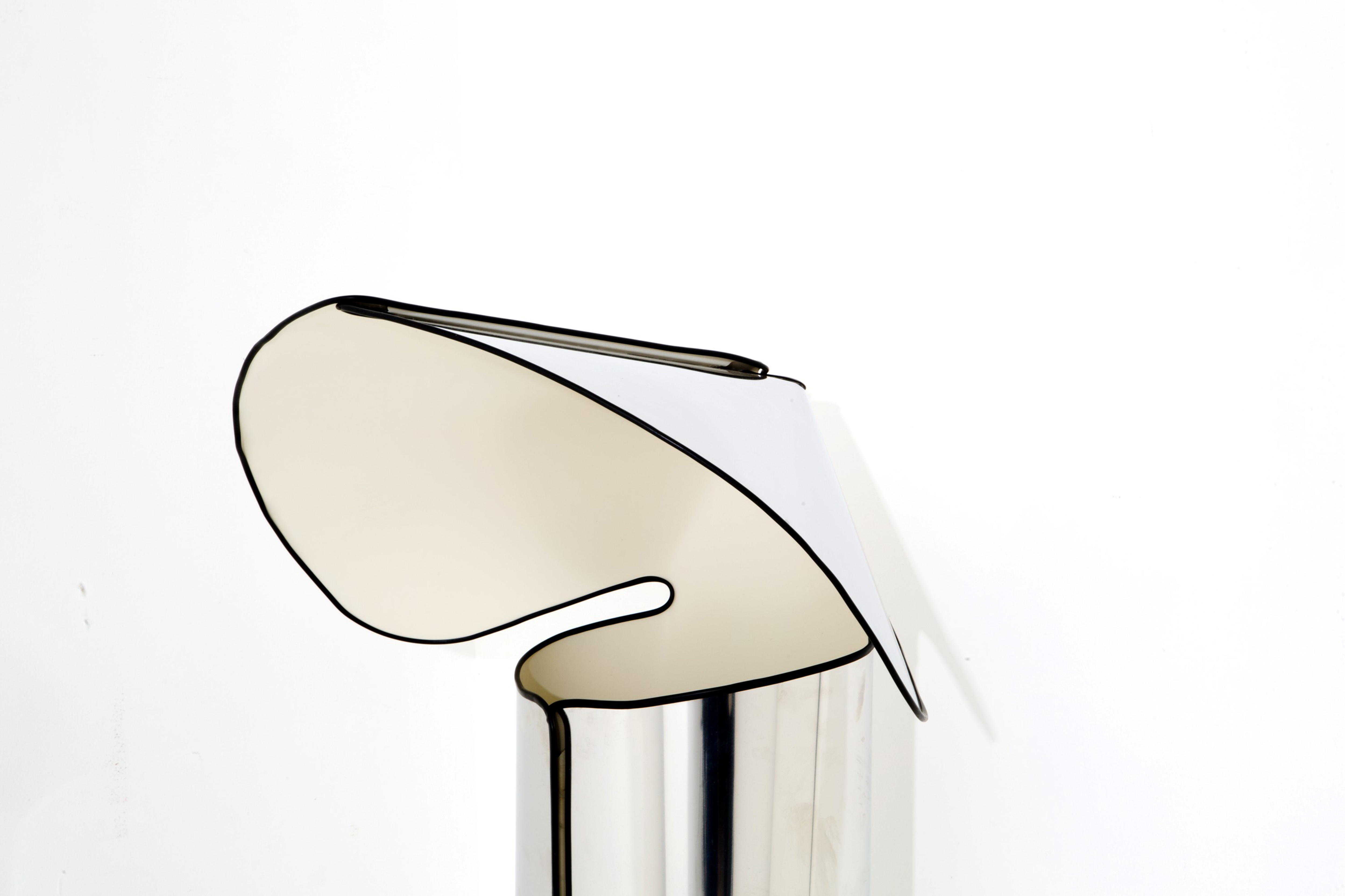 MARIO BELLINI. Chiara lamp for FLOS - Image 3 of 5