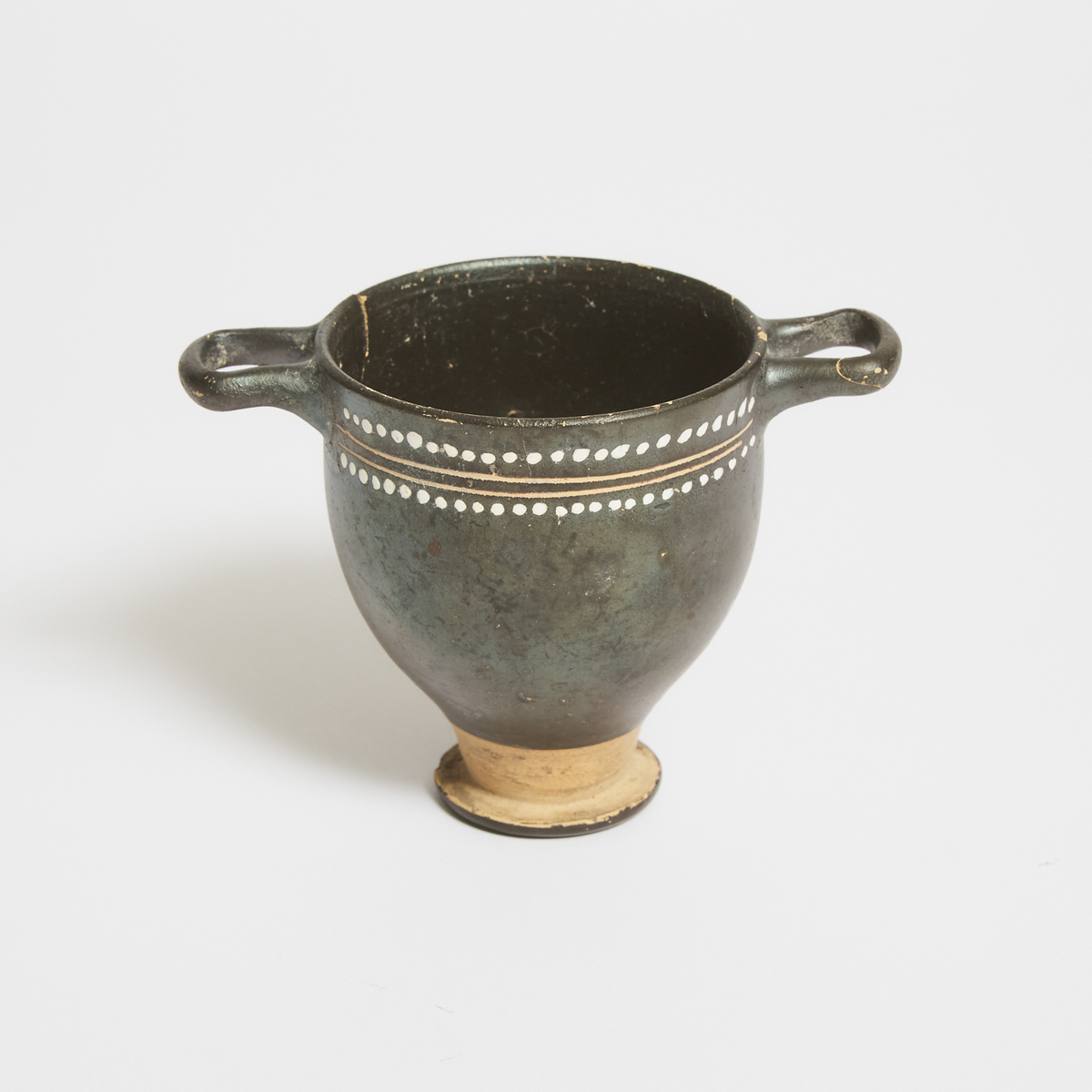 Greek Apulian Gnathian Pottery Skyphos, late classical period, 310-300 BC, 3.75 x 5.25 in — 9.5 x 13 - Bild 2 aus 2