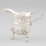 George II Irish Silver Cream Jug, Dublin, c.1750, height 3.7 in — 9.5 cm