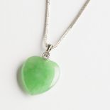 A Jadeite and Diamond Pendant Necklace, 18白金镶0.10克拉钻翡翠项链, pendant 0.9 x 0.8 in — 2.3 x 2.1 cm