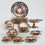 Royal Crown Derby 'Imari' (2451) Pattern Part-Service, 20th century, dinner plate diameter 10.6 in —