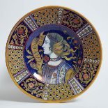 Deruta Style 'Bella Donna' Maiolica Lustre Charger, 20th century, diameter 17.1 in — 43.5 cm