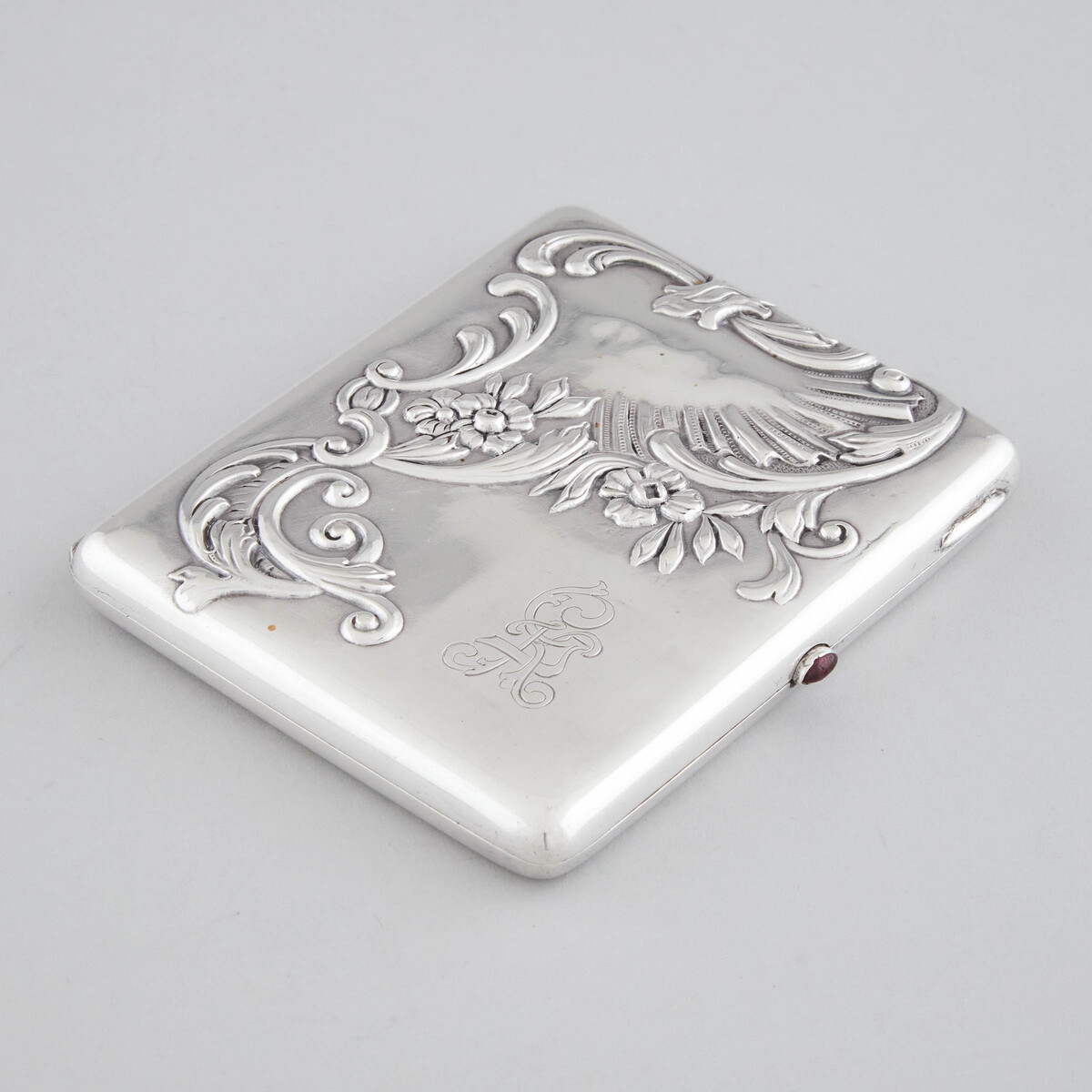 Russian Repoussé Silver Rectangular Cheroot Case, Moscow, c.1908-17, 4.7 x 3.9 in — 12 x 10 cm