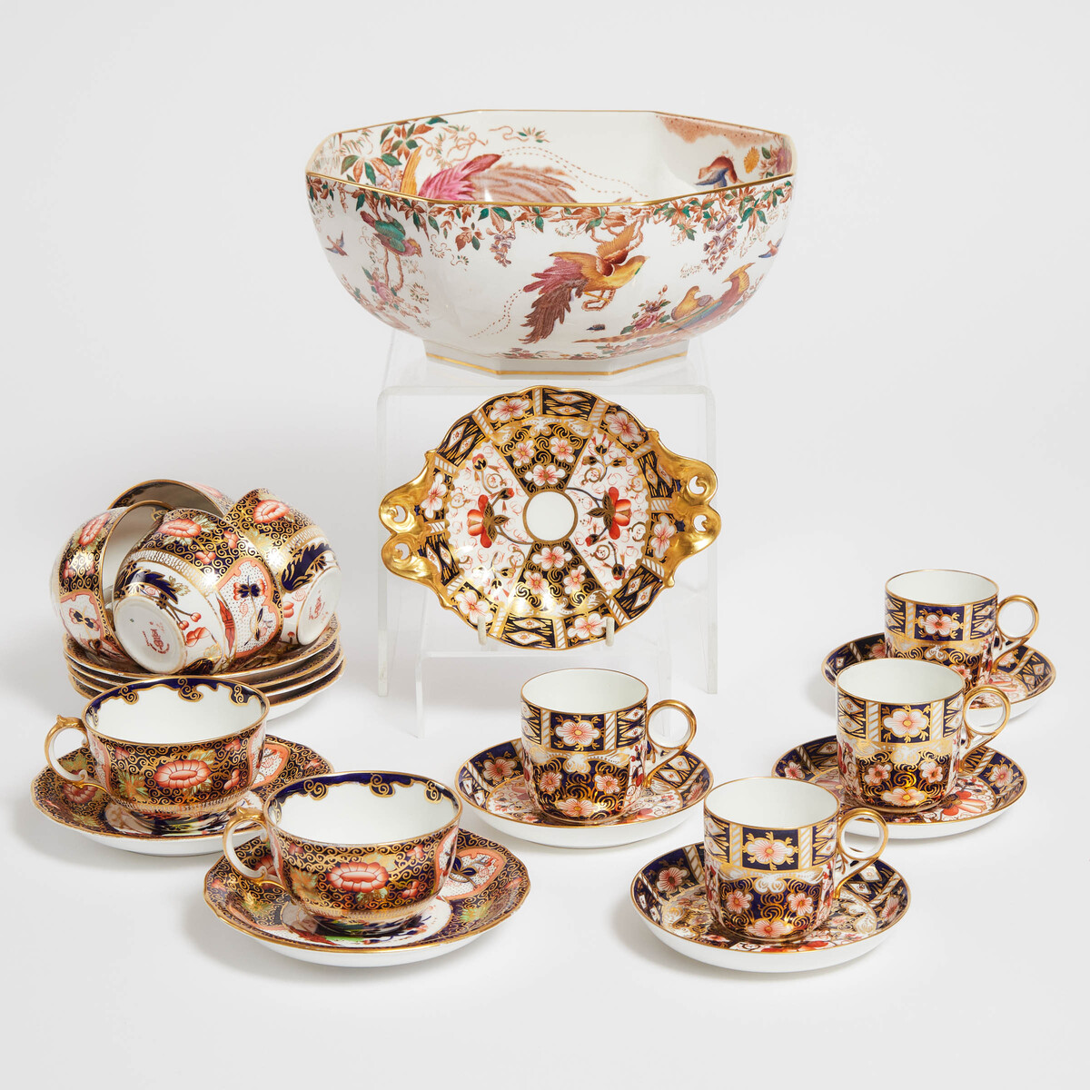 Four Royal Crown Derby 'Imari' (2451) Pattern Cups and Saucers, Two-Handled Dish, Six Japan (4591)
