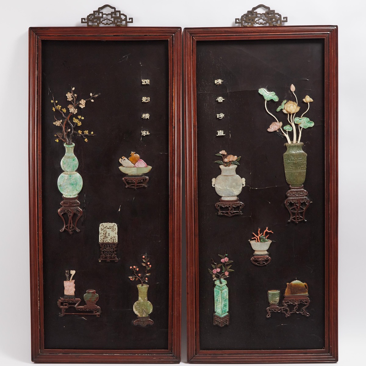 A Pair of Jade-Inlaid 'Hundred Antiques' Panels, Late Qing Dynasty, 19th Century, 清 十九世纪 黑漆嵌宝大挂屏一对,