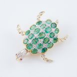 French 18k Yellow And White Gold Articulated Turtle Brooch/Pendant, set with 21 oval cut emeralds (a