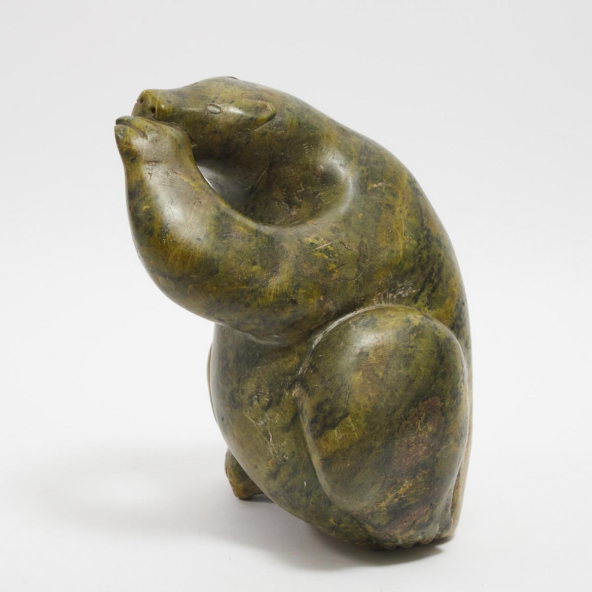 Aqjangajuk Shaa ᐊᔭᒐᔪ ᓴᐊ, RCA (1937-2019), POLAR BEAR, CIRCA 1975, stone, 16.5 x 14.5 x 11.5 in — 41. - Image 4 of 8