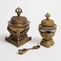 Two Silver and Bronze Kapalas With Covers, Stands, and Spoon, 19th-20th Century, 十九/二十世纪 藏传银铜嵌宝嘎巴拉法器