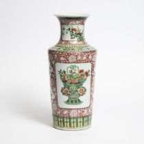 A Kangxi-Style Famille Verte Iron-Red Ground Vase, 19th-20th Century, 晚清/民国 康熙式矾红五彩大瓶, height 17.8 i