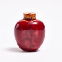 An Imitation-Realgar Glass Snuff Bottle, 19th Century, 清 十九世纪 料仿雄黄烟壶, height 2 in — 5 cm