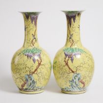 A Pair of Large Yellow-Ground Grisaille-Decorated 'Dayazhai' Vases, 20th Century, 二十世纪 黄地粉彩'大雅斋'大瓶一对