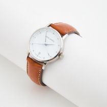 Georg Jensen Wristwatch, With Date, #429; 31mm; quartz movement; in a stainless steel case with a le