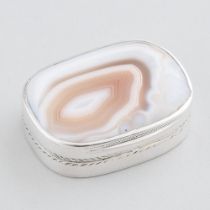 George III Silver Agate Top Oblong Vinaigrette, John Death, London, 1806, length 1.5 in — 3.8 cm