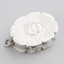 Victorian Silver Shaped Oval Vinaigrette, Edward Smith, Birmingham, 1847, length 1.5 in — 3.8 cm