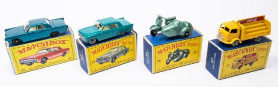 4x Matchbox Series. 31c; Lincoln Continental in sea-green with black plastic wheels. 33b; Ford