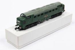 A Hornby Dublo BR Deltic Class 55 Co-Co diesel locomotive in unlined green livery (3232). For 3-rail