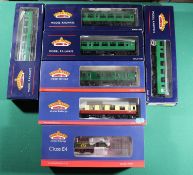 A quantity of Bachmann OO Railway. A Southern Railway Class E4 0-6-2T RN473, in lined Olive Green
