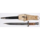 A P1888 bayonet, Mk 2, with oil hole in the pommel, the ricasso with crown "VR" and Enfield marks,
