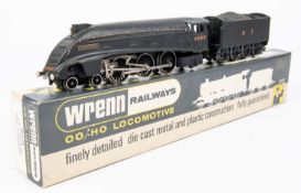 Wrenn Railways OO gauge LNER Class A4 streamlined 4-6-2 locomotive (W2213). Peregrine 4903, in