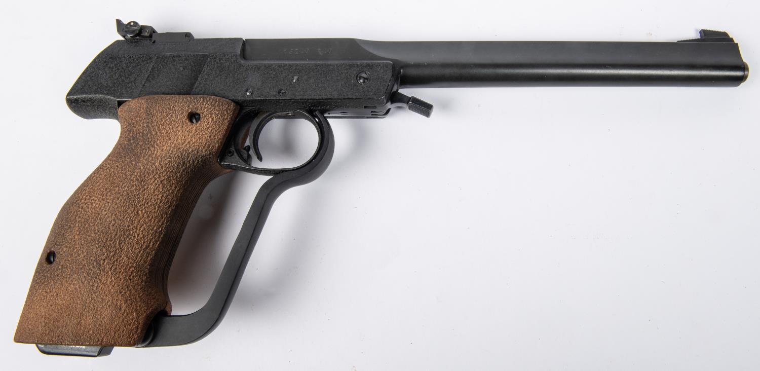 A .177" Walther LP Mod 2 single stroke pneumatic air pistol, number 16240, with two piece walnut - Image 3 of 3