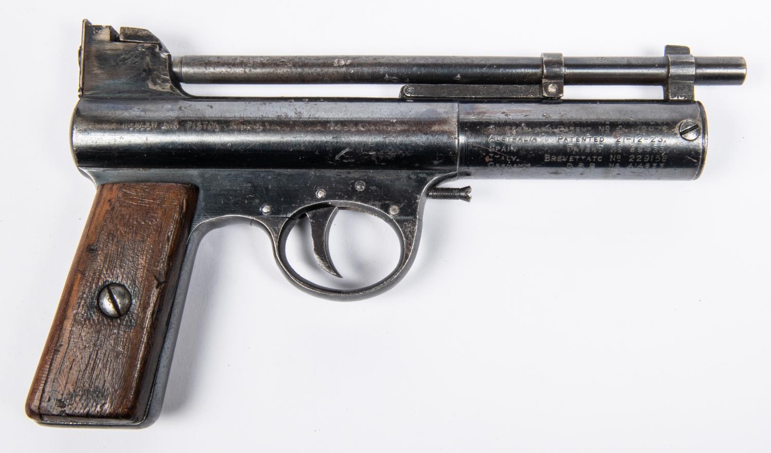 A pre war .177" Webley Mark I air pistol, number 38314 (1930), with full patent dates on both - Image 4 of 4