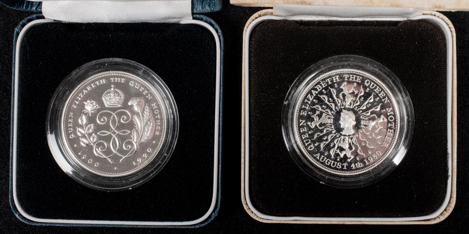 Elizabeth II Queen Elizabeth the Queen Mother silver proof crowns (2): 1980 for commemorating 80th - Image 5 of 5