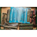 13x Marklin HO gauge railway items. Including 2x German outline tender locomotives; a 4-6-2, 01 097,