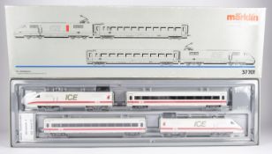 A Marklin 4-car DB ICE high speed train pack (37701). Comprising to power cars and two